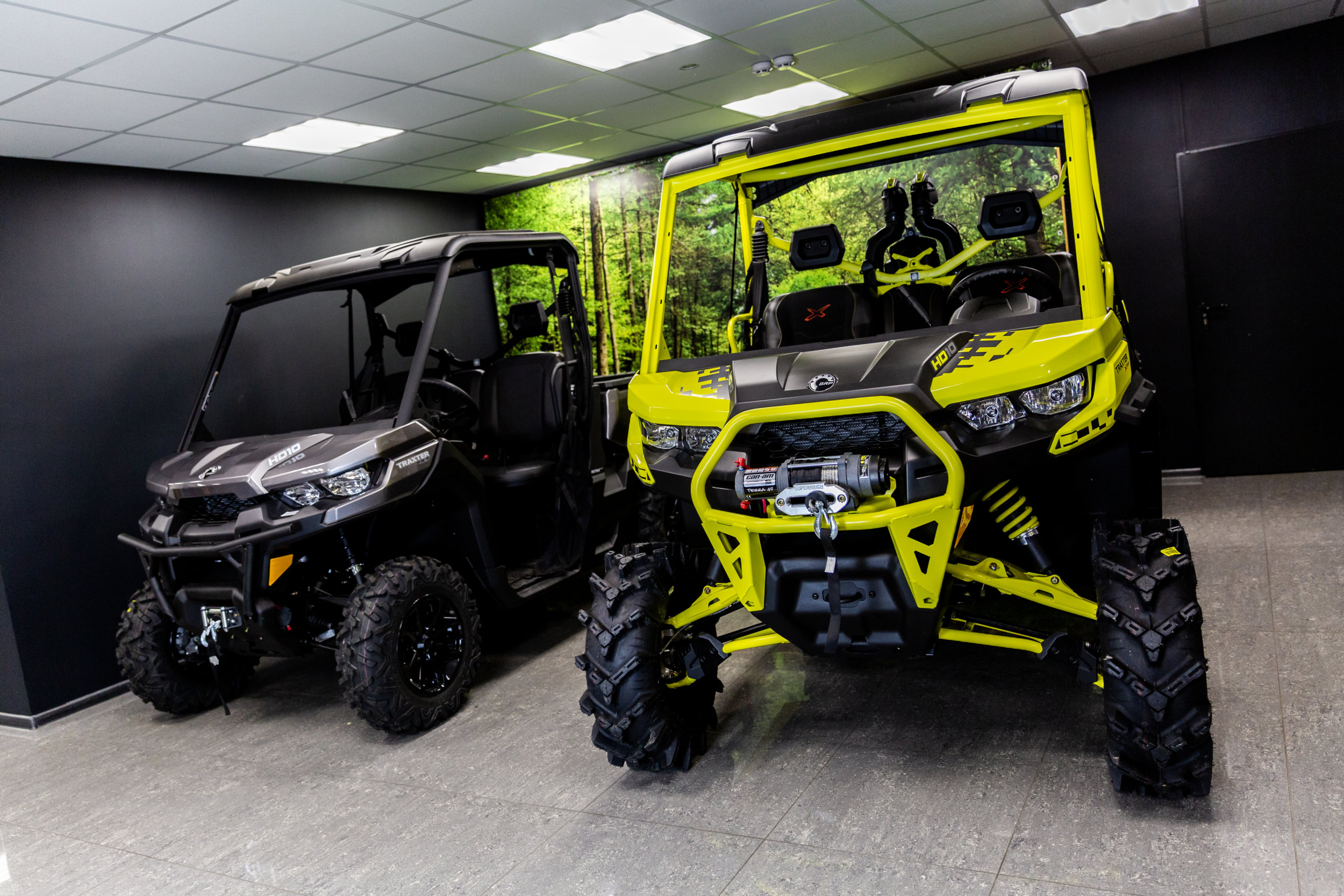 Can-Am Traxter HD10 Xmr від BRP – витривалий і красивий! Can-Am Traxter HD10 Xmr від BRP – витривалий і красивий!